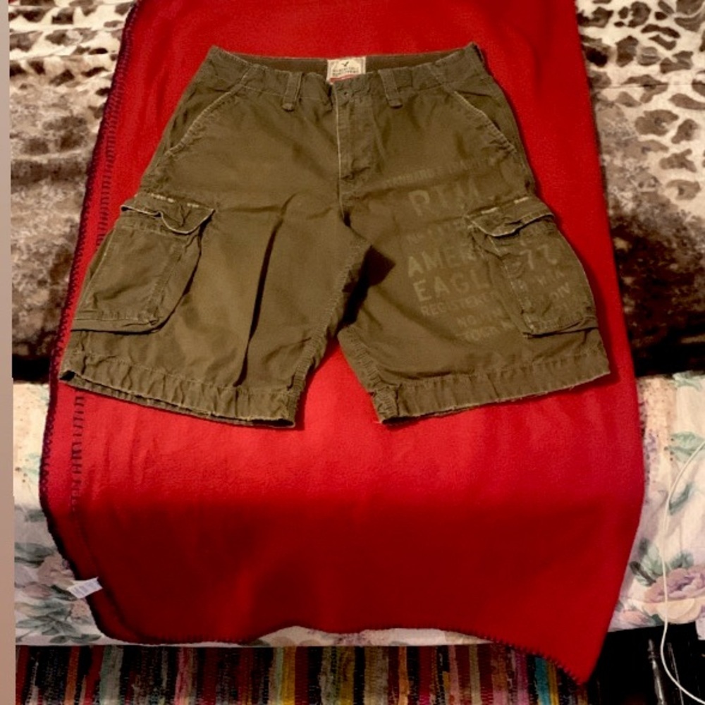 Men’s cargo shorts